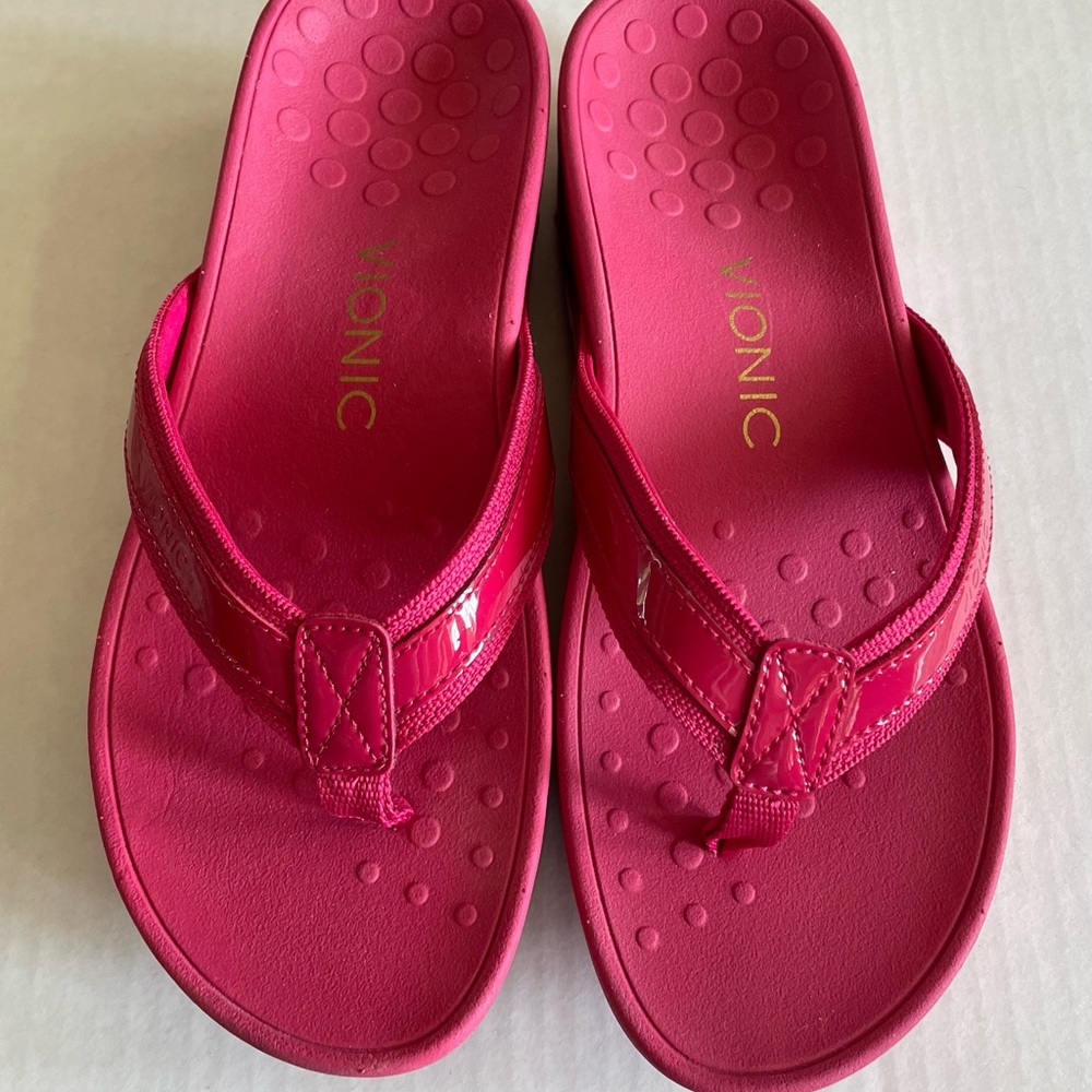 Hot Pink Vionic Sandals Size 7